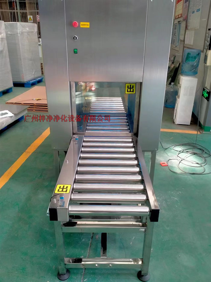 輸送線傳遞窗可按用戶(hù)大小尺寸及要求設(shè)計(jì)定作。