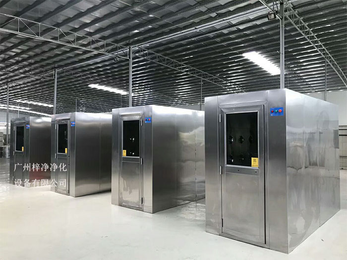 風(fēng)淋室吹風(fēng)時(shí)間沒(méi)有統(tǒng)一的規(guī)定，但通常建議吹風(fēng)時(shí)間在20秒至30秒之間。