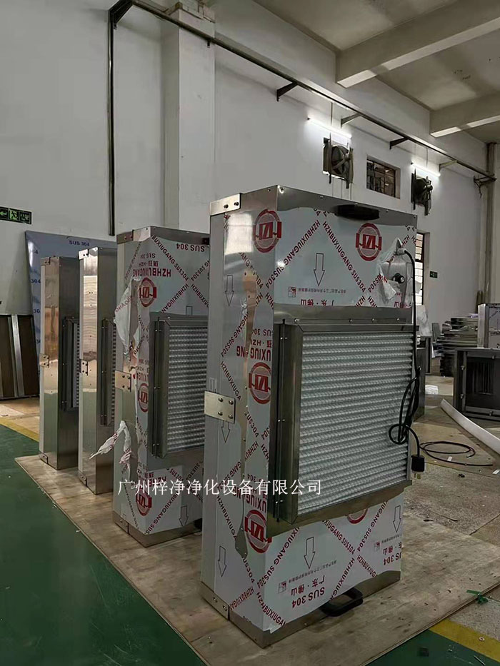 FFU是根據(jù)潔凈車間的面積和潔凈度等級，合理計算FFU的數(shù)量，確保每個區(qū)域都能達到所需的潔凈度。