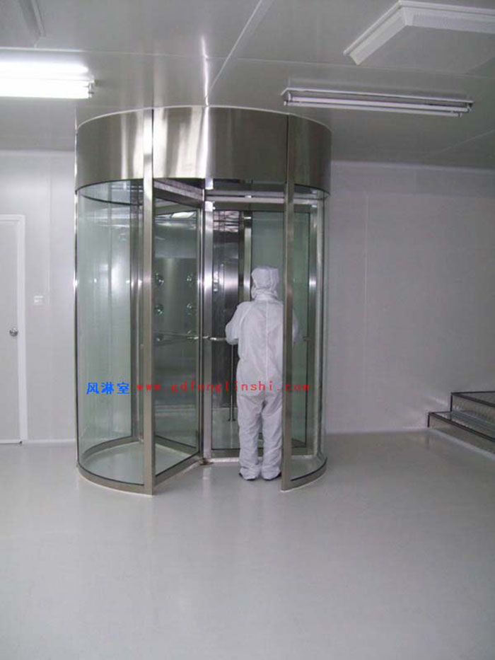 旋轉(zhuǎn)門風淋室的設計要求