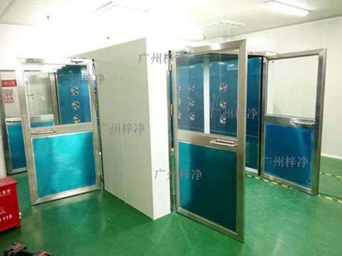 生物潔凈車間轉(zhuǎn)角風淋室的正確安裝方法